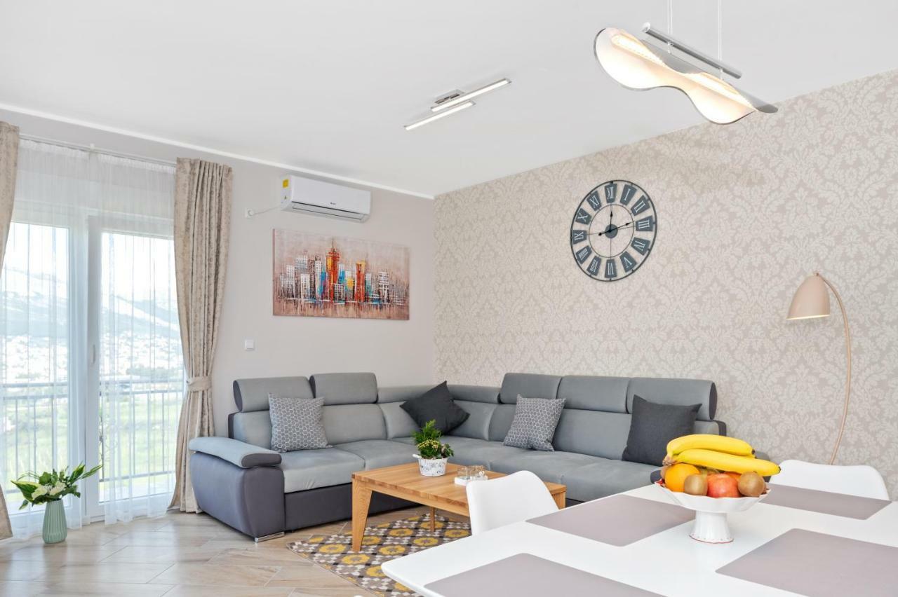Aaa Anic Amazing Apartments Deluxe سبليت المظهر الخارجي الصورة