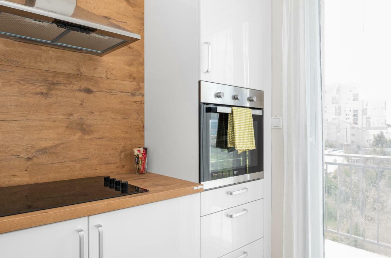 Aaa Anic Amazing Apartments Deluxe سبليت المظهر الخارجي الصورة