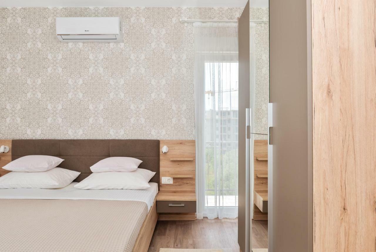 Aaa Anic Amazing Apartments Deluxe سبليت المظهر الخارجي الصورة