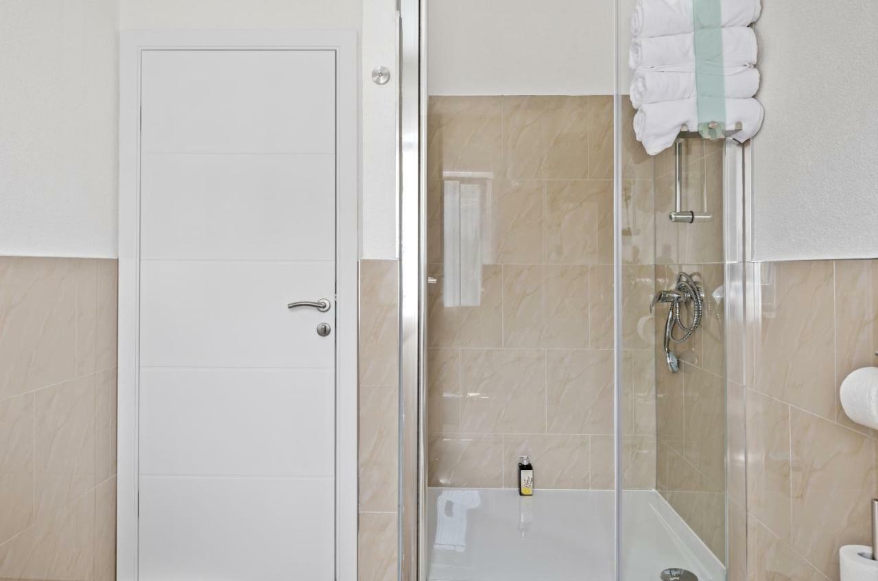 Aaa Anic Amazing Apartments Deluxe سبليت المظهر الخارجي الصورة